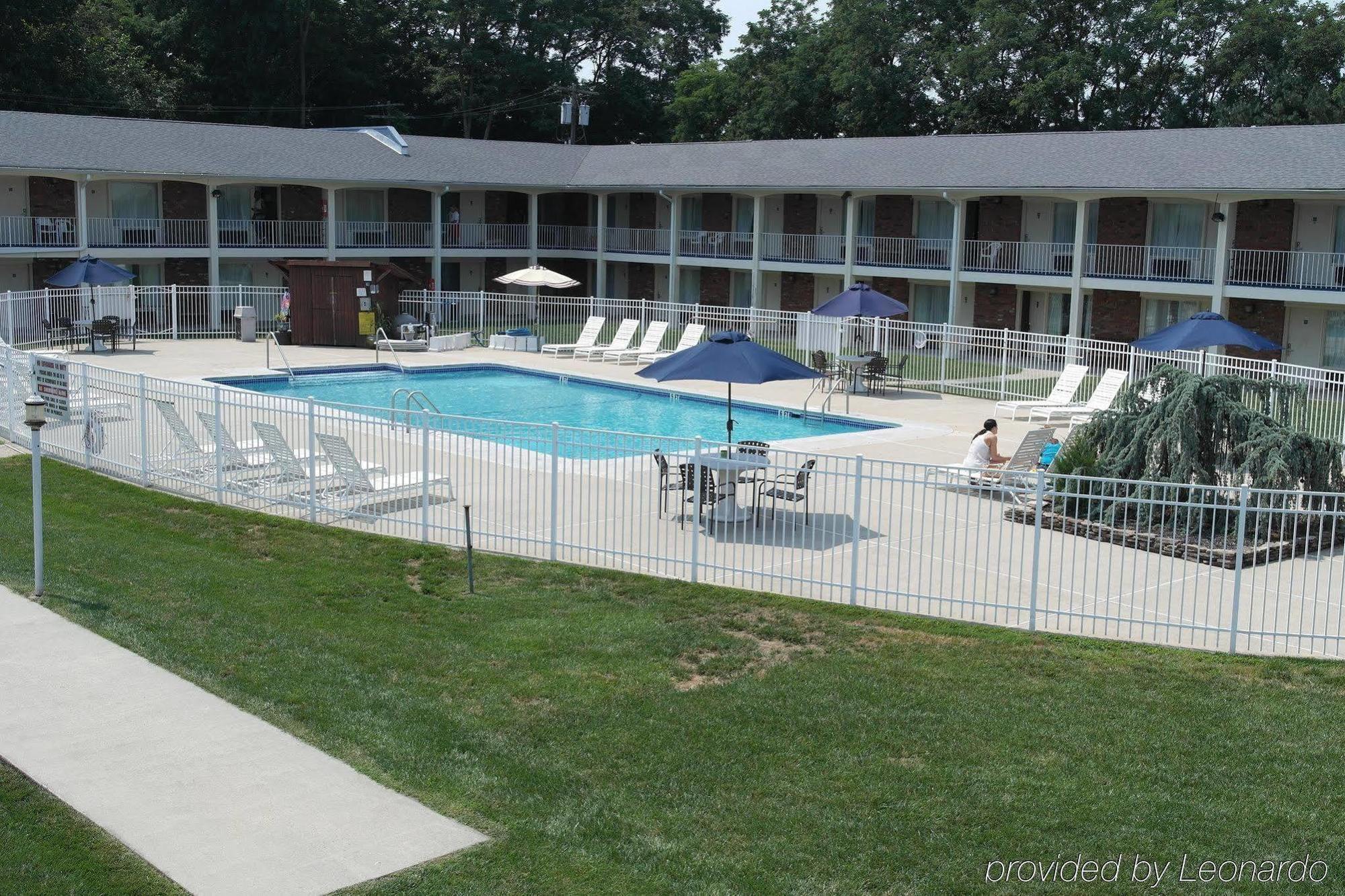 Crystal Inn Eatontown Esterno foto